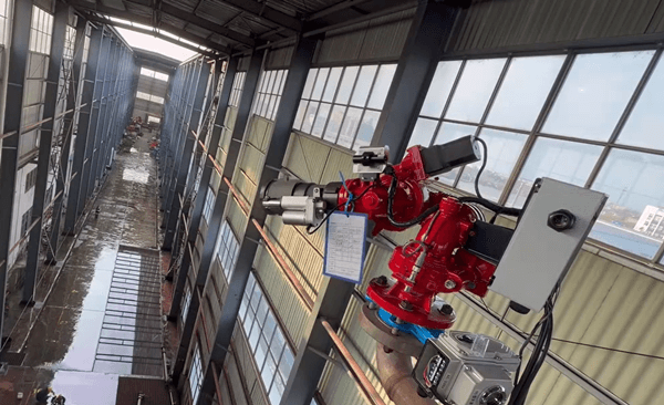 El monitor de incendios con seguimiento automático ya está completamente ensamblado, probado y se enviará en breve